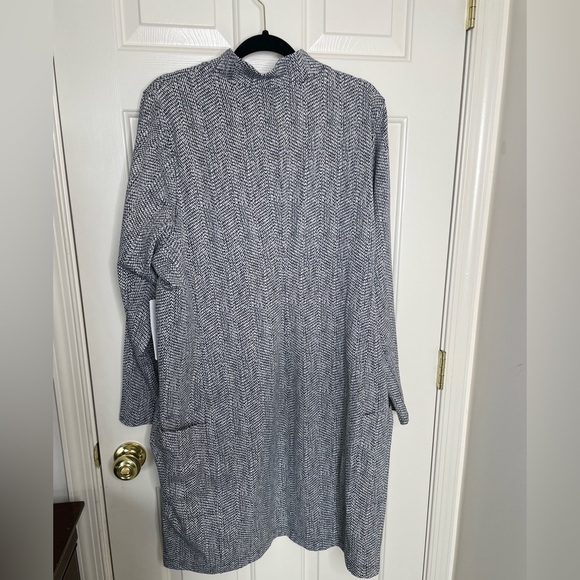 ATHLETA Delancey textured dress fully lined side pockets white and black  | 3X - Picture 10 of 11